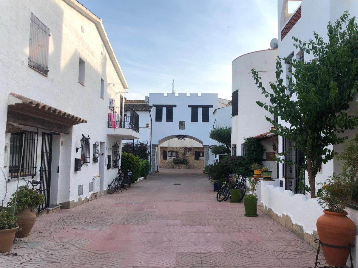 Casa Cartago Villa Empuriabrava Exterior photo